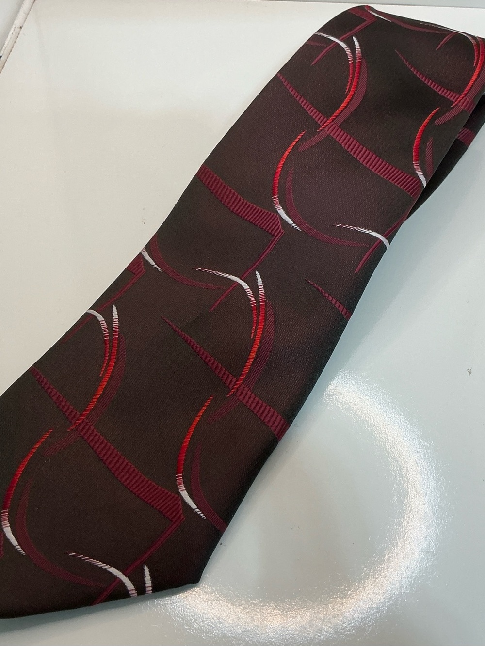 Giorgio Armani Tie Brown Burgundy Abstract Silk Handmade Italy Designer 4” Wide